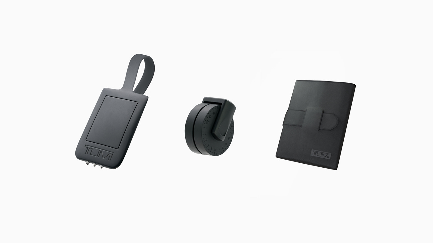 black，suitcase，Tumi，