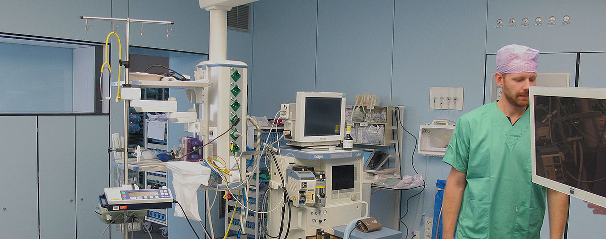 monitor，medical apparatus and instruments，Barco Healthcare，