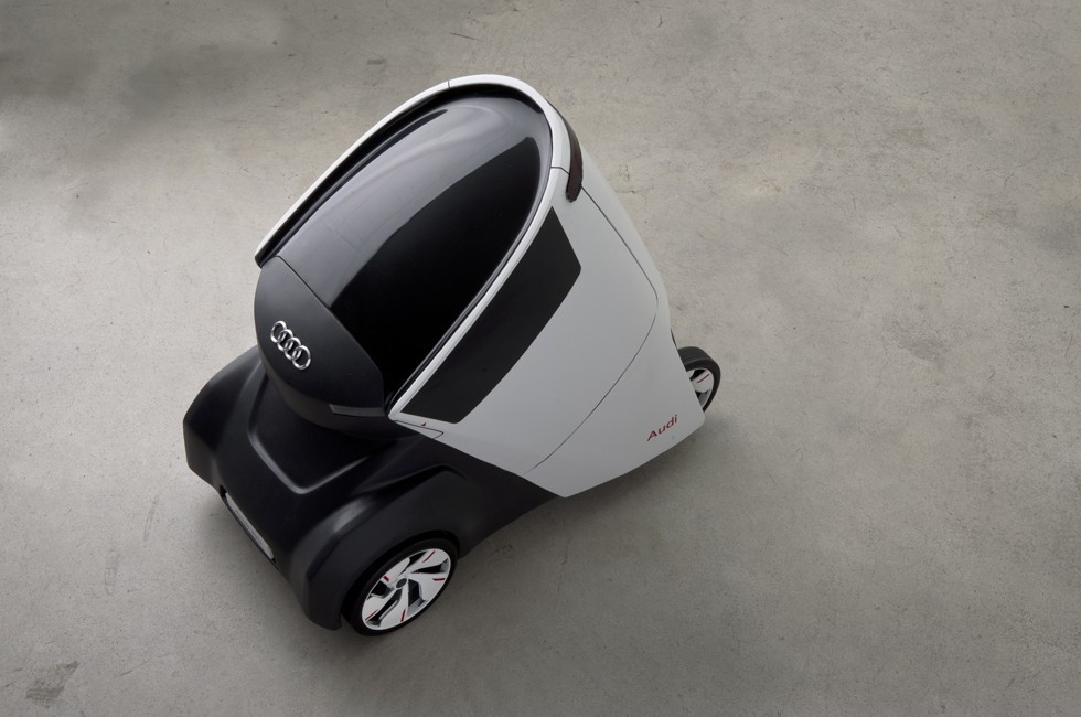 a sensor，Remote control，intelligence，lithe，