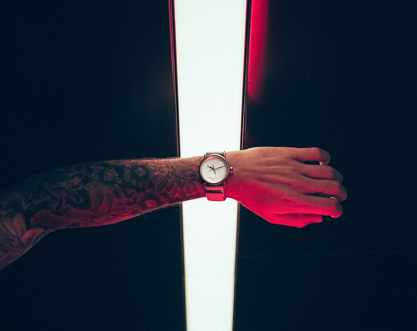 SVPER11，Watch design，black，