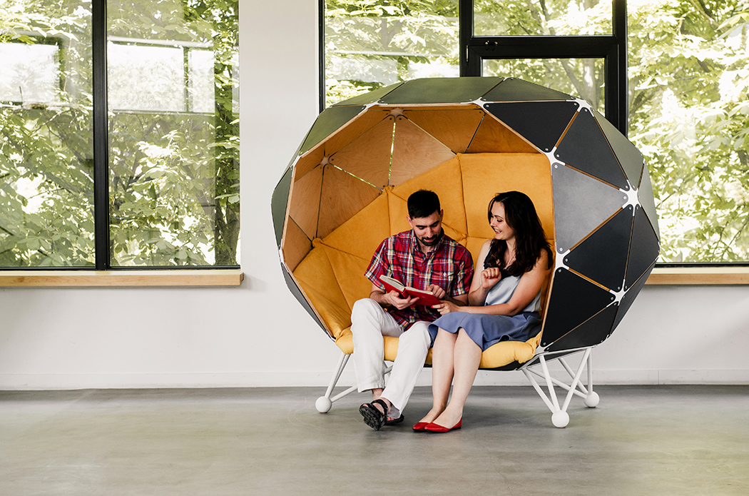 Planet for Two，Surround seat，Outdoor furniture，