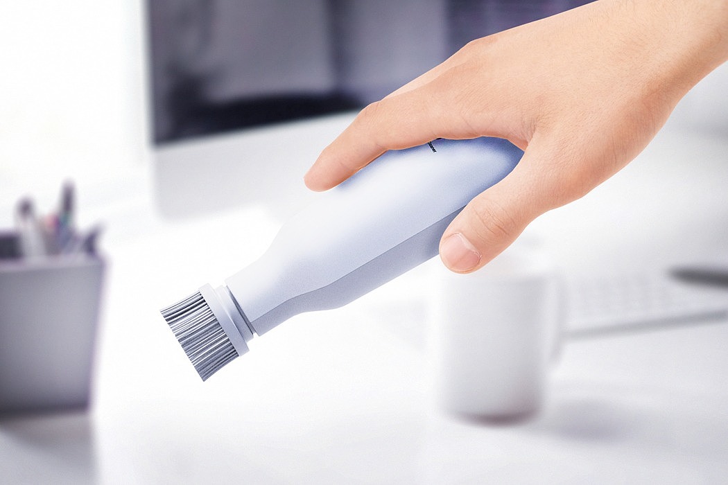 Truly hand-held vacuum cleaner，