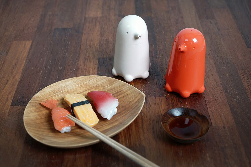 Soy sauce container，Ceramic container，Sipyeong Lee，Jungbin Oh，Kitchen seasoning container，