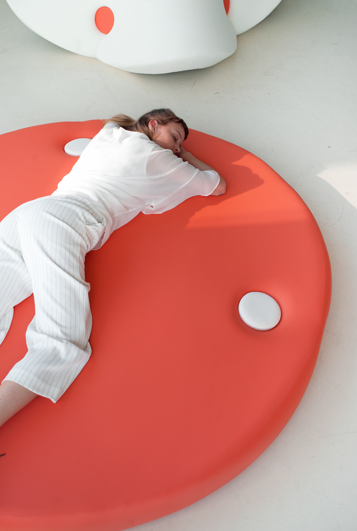 ULAR，deck chair，biology，esthetics，