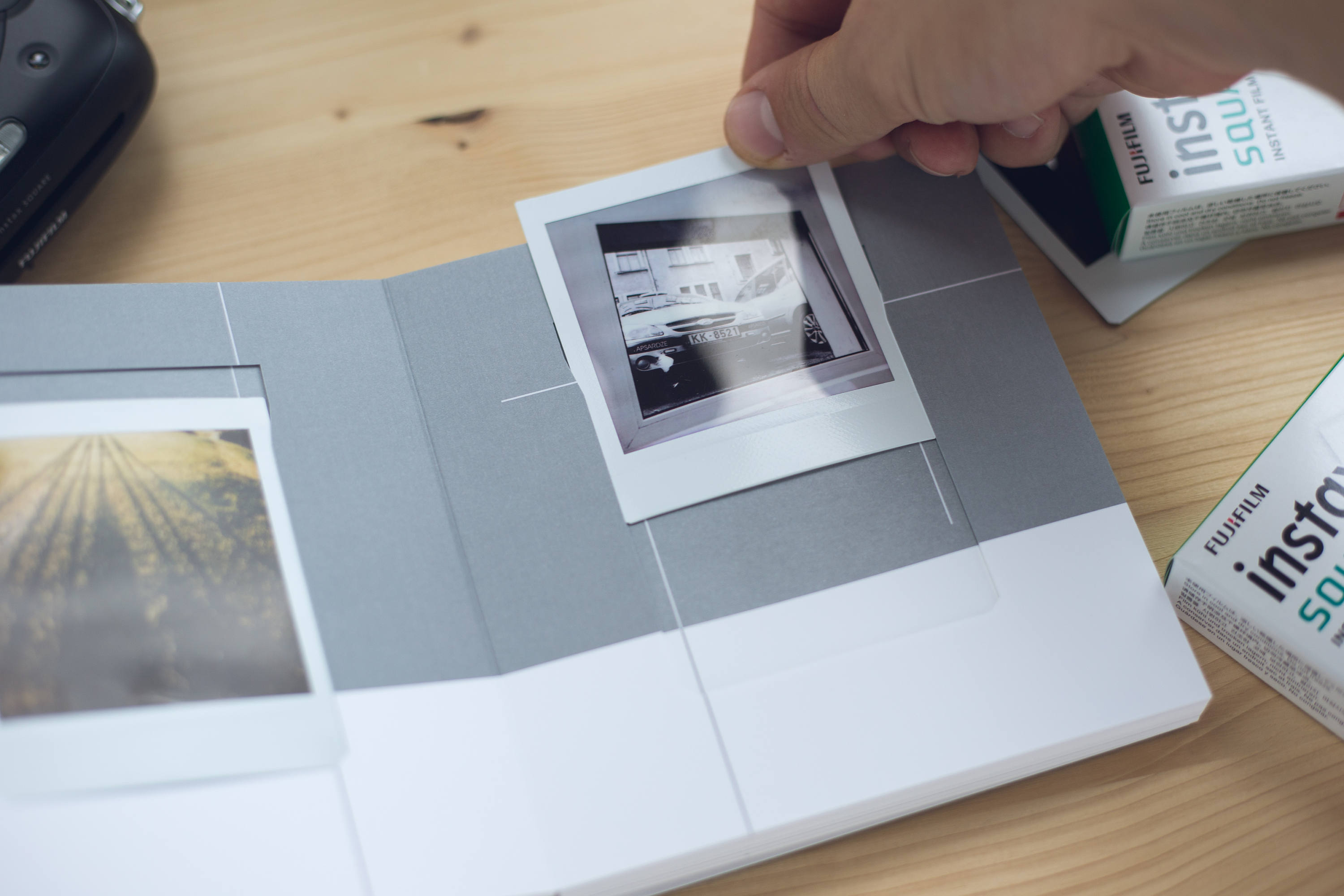 album，Fuji film company，Instax Square，reddot，2019 red dot product design award，