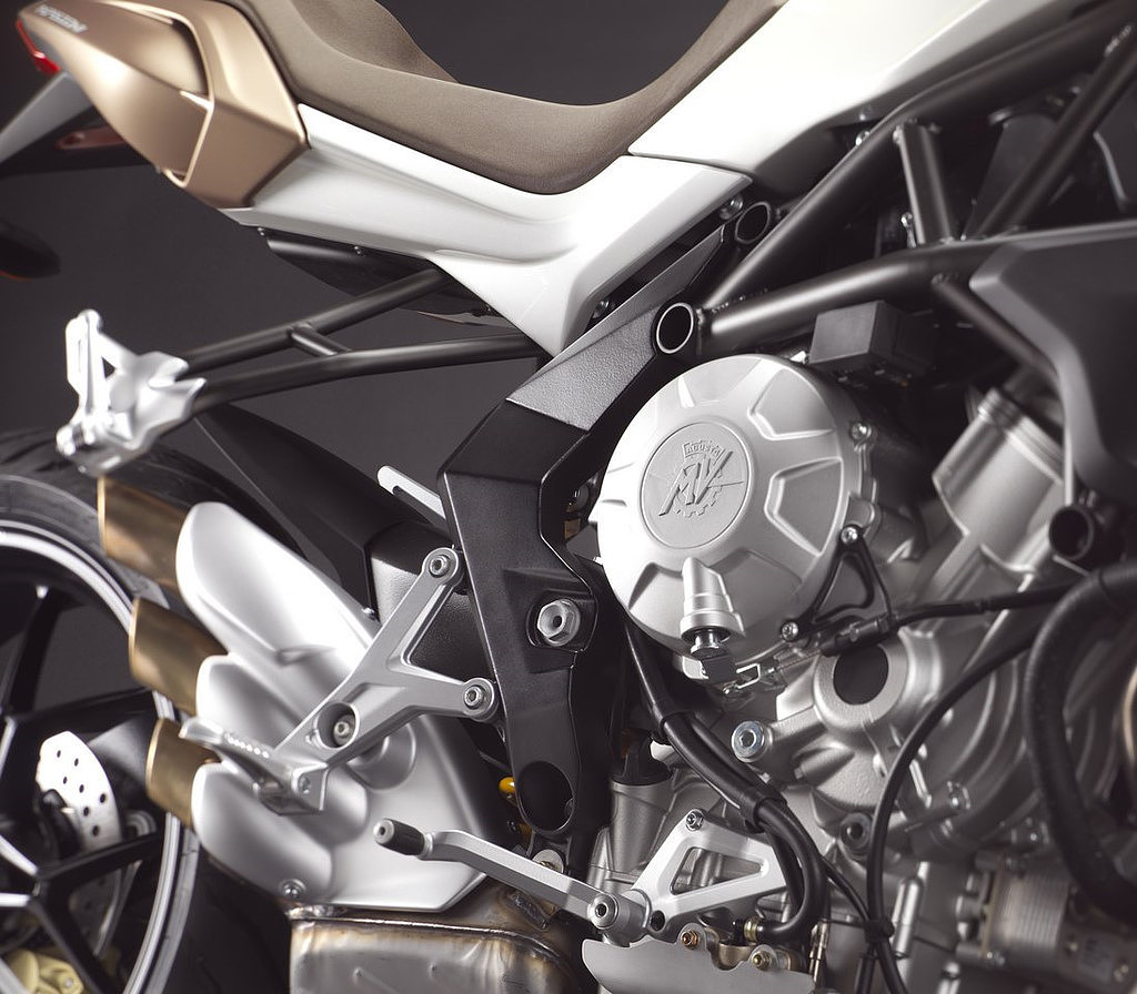 motorcycle，locomotive，vehicle，Cool，Mechanical sense，