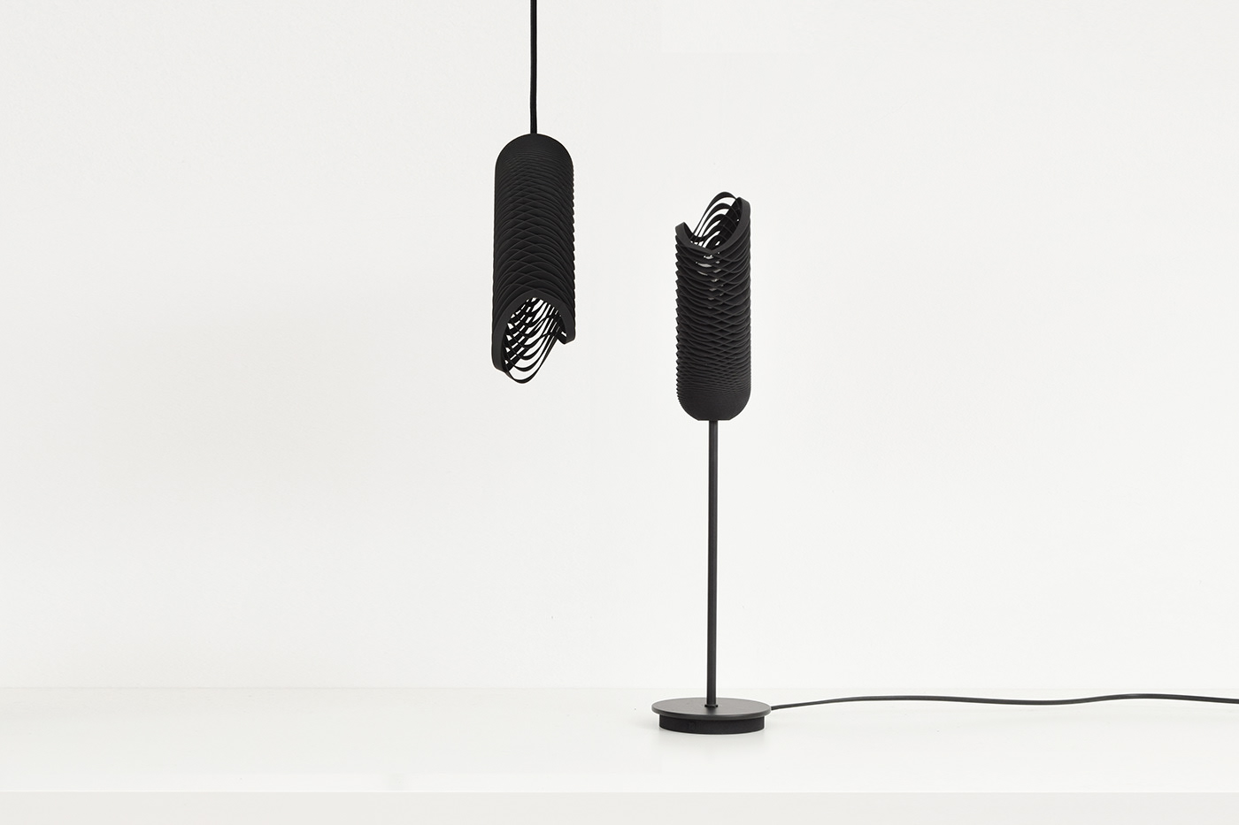 lighting，FLUX，Irregular，Hollowed out，a chandelier，