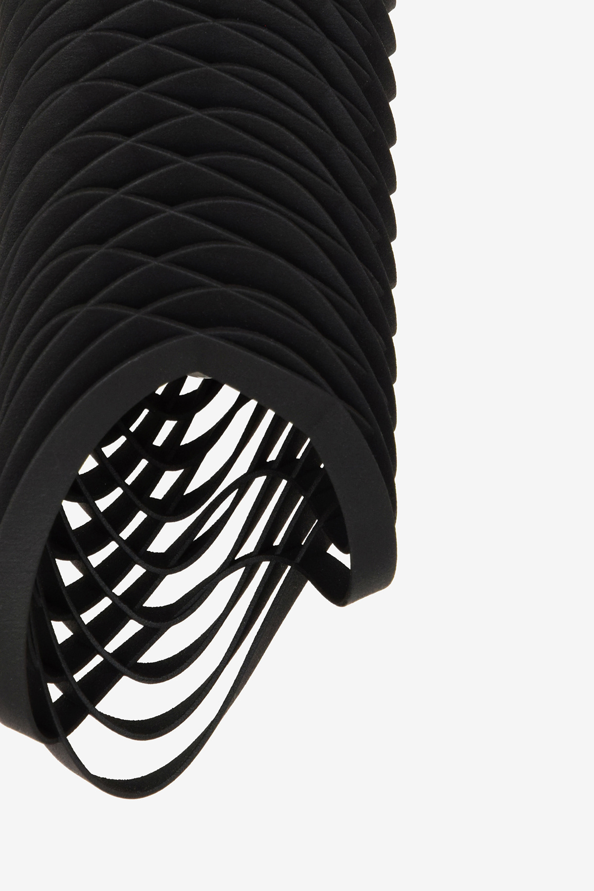 lighting，FLUX，Irregular，Hollowed out，a chandelier，