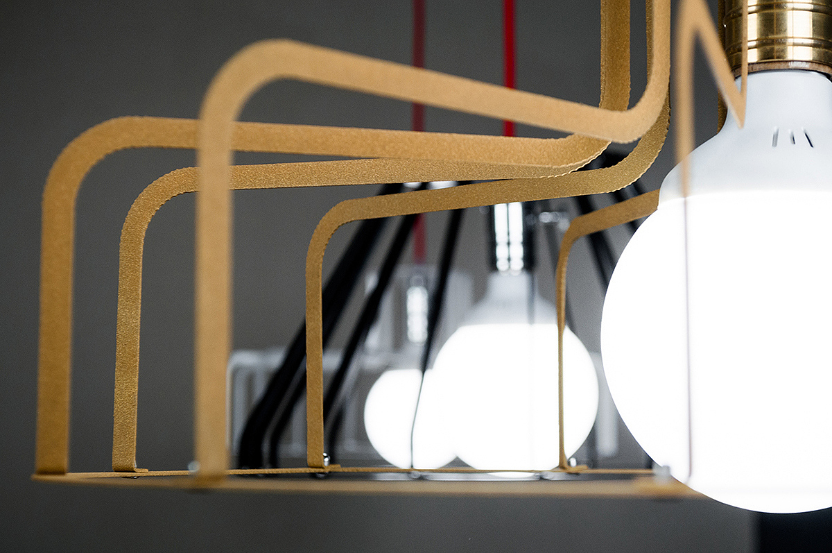 a chandelier，Metal，Home Furnishing，Simplicity，originality，