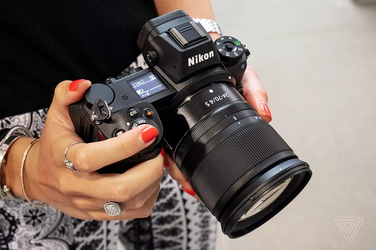 reddot，Nikon camera，Nikon，2019 red dot product design award，
