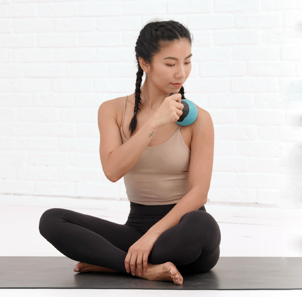 recovery，Yoggi ball，Bodybuilding，