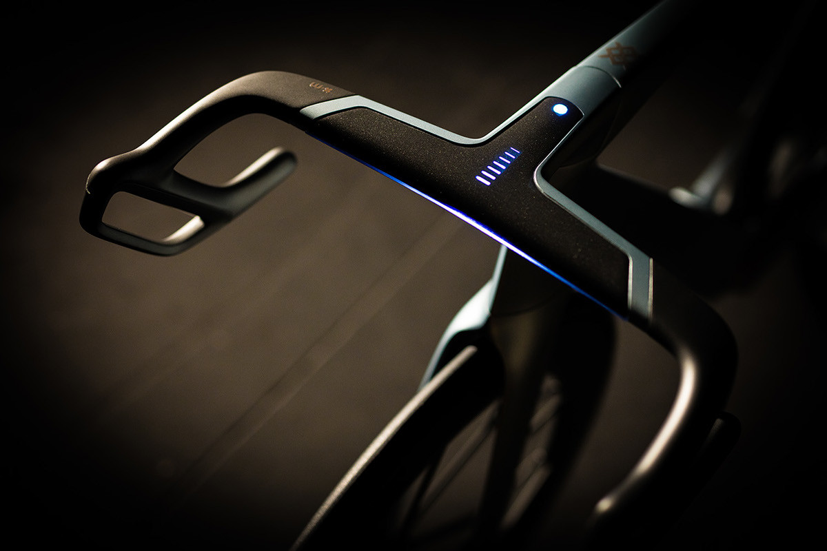 Integrated design，delicate，lithe，LED lamp，