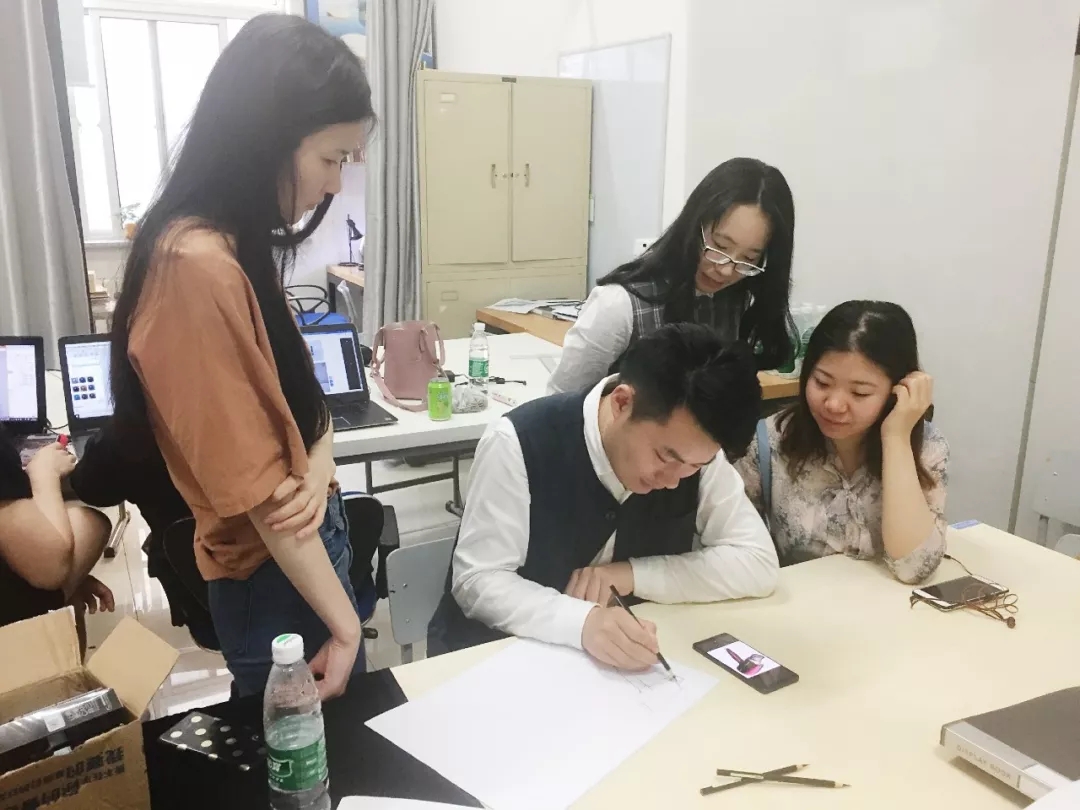 University sharing，Design case，