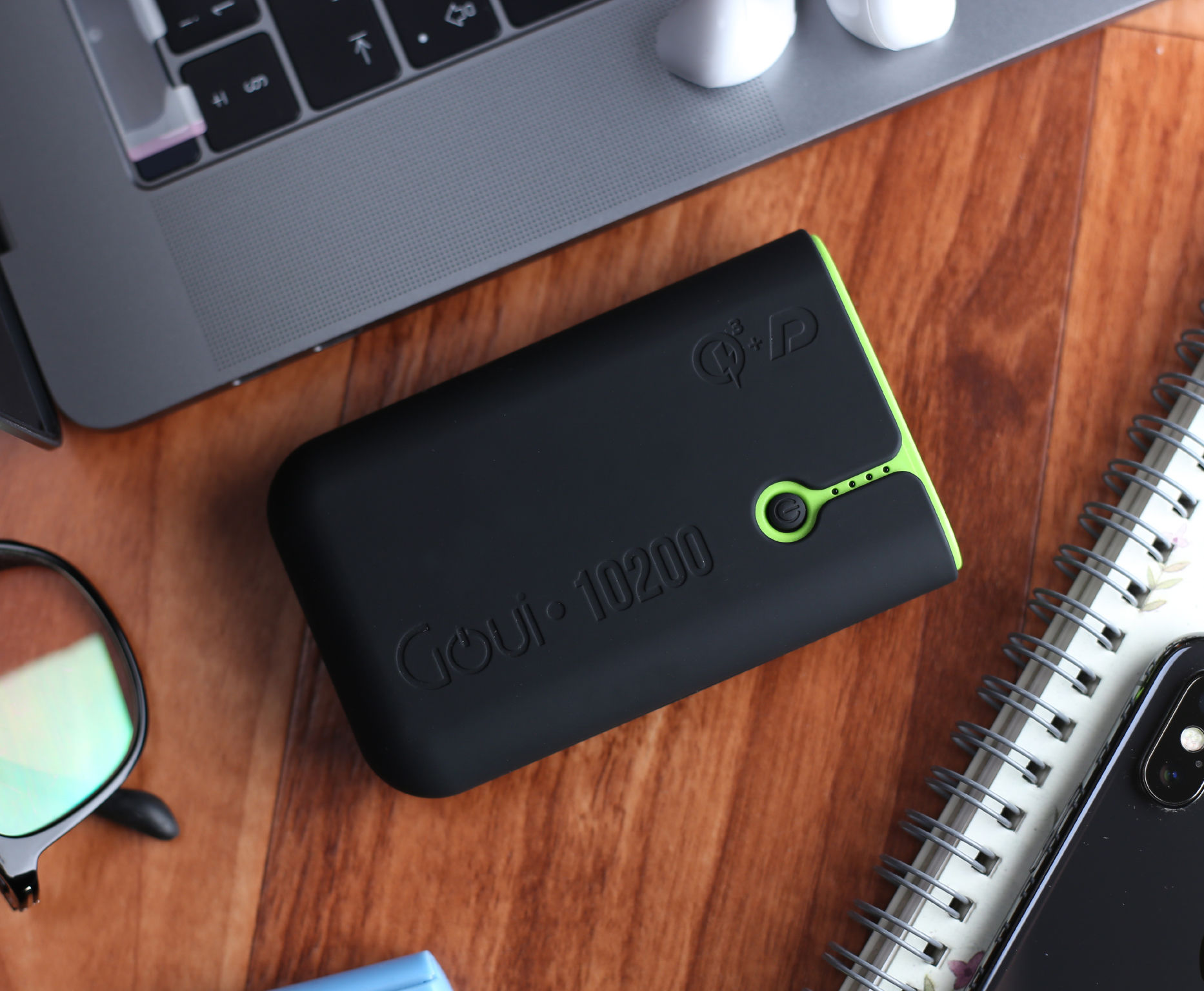 reddot，portable battery，VOGUE，2019 red dot product design award，