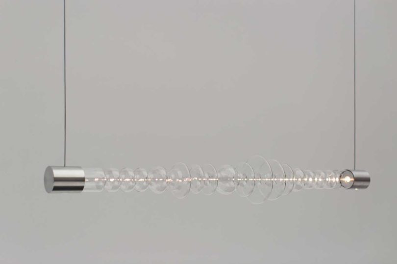 a chandelier，Glass sculpture，Mais，lamps and lanterns，