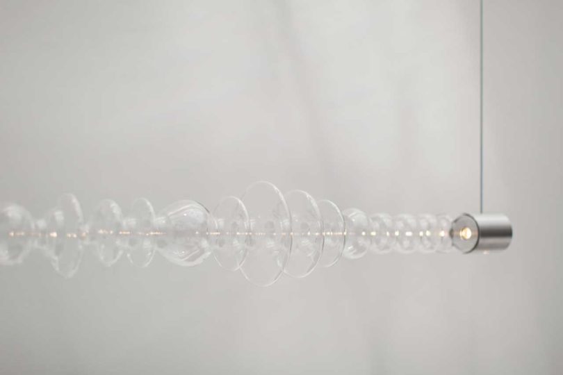 a chandelier，Glass sculpture，Mais，lamps and lanterns，