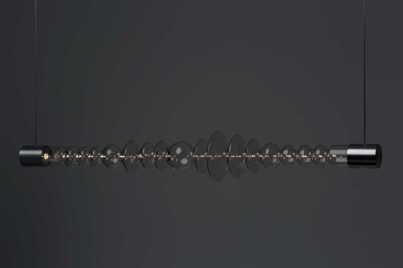 a chandelier，Glass sculpture，Mais，lamps and lanterns，