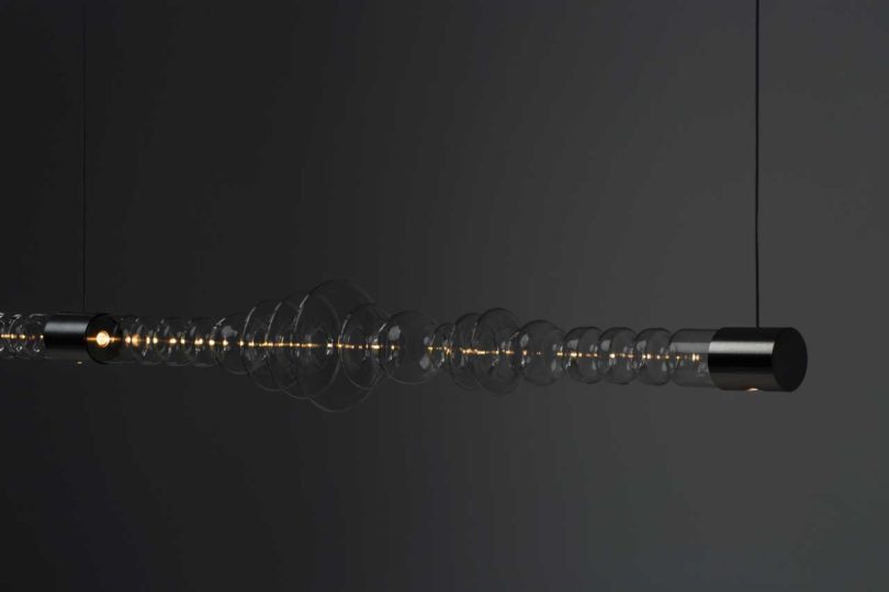 a chandelier，Glass sculpture，Mais，lamps and lanterns，