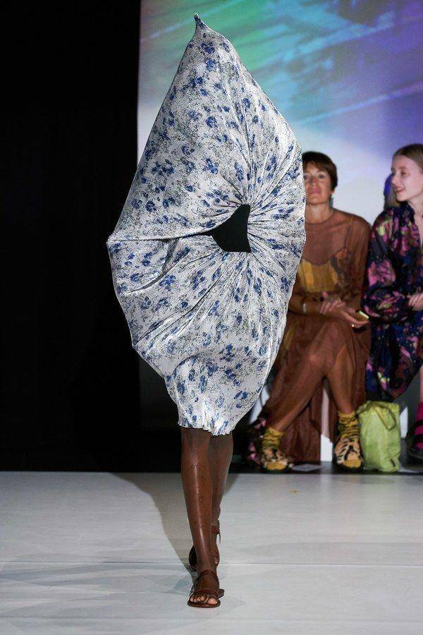 Fashion circle，Fashion Week，model，T-show，