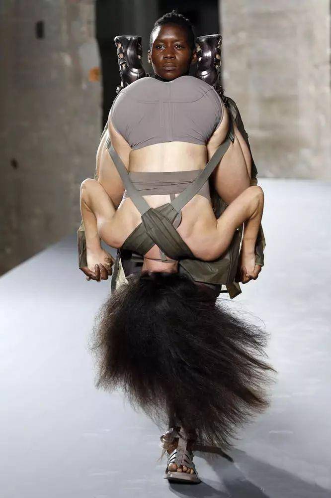 Fashion circle，Fashion Week，model，T-show，