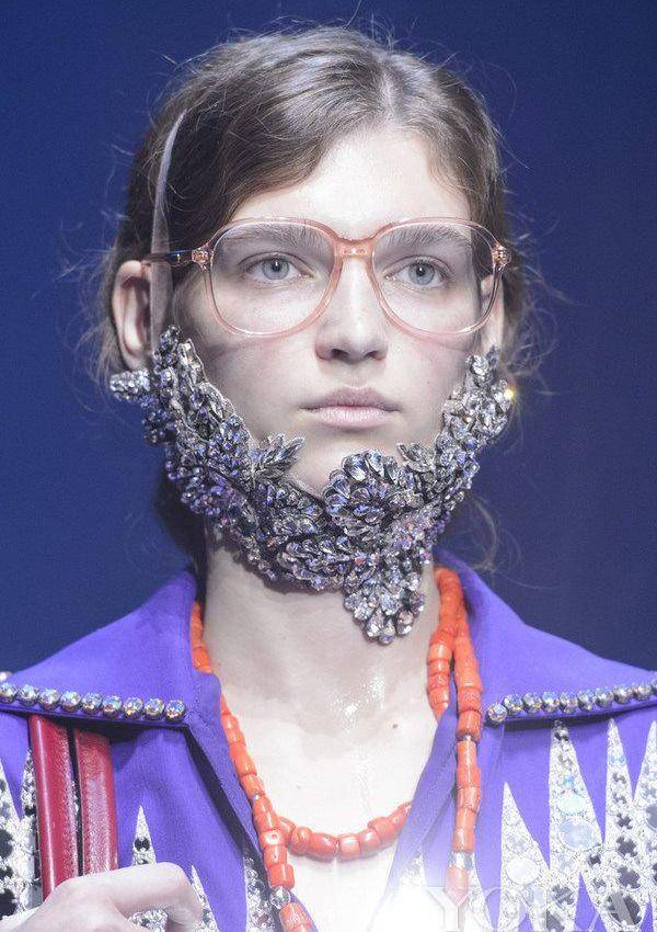 Fashion circle，Fashion Week，model，T-show，