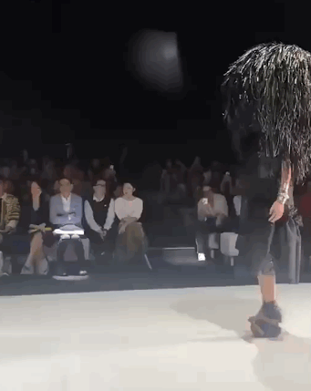 Fashion circle，Fashion Week，model，T-show，