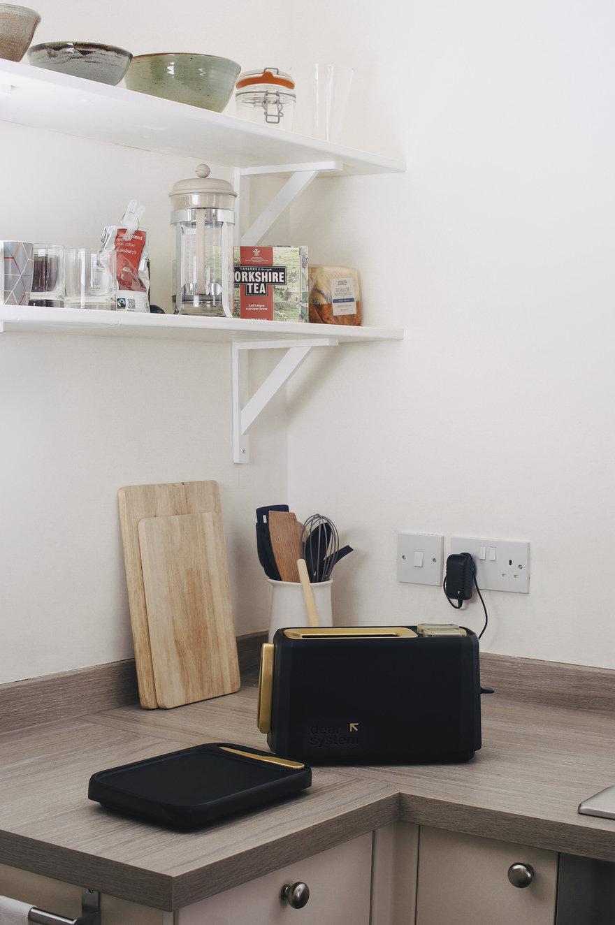 toaster，intelligence，future，concept，