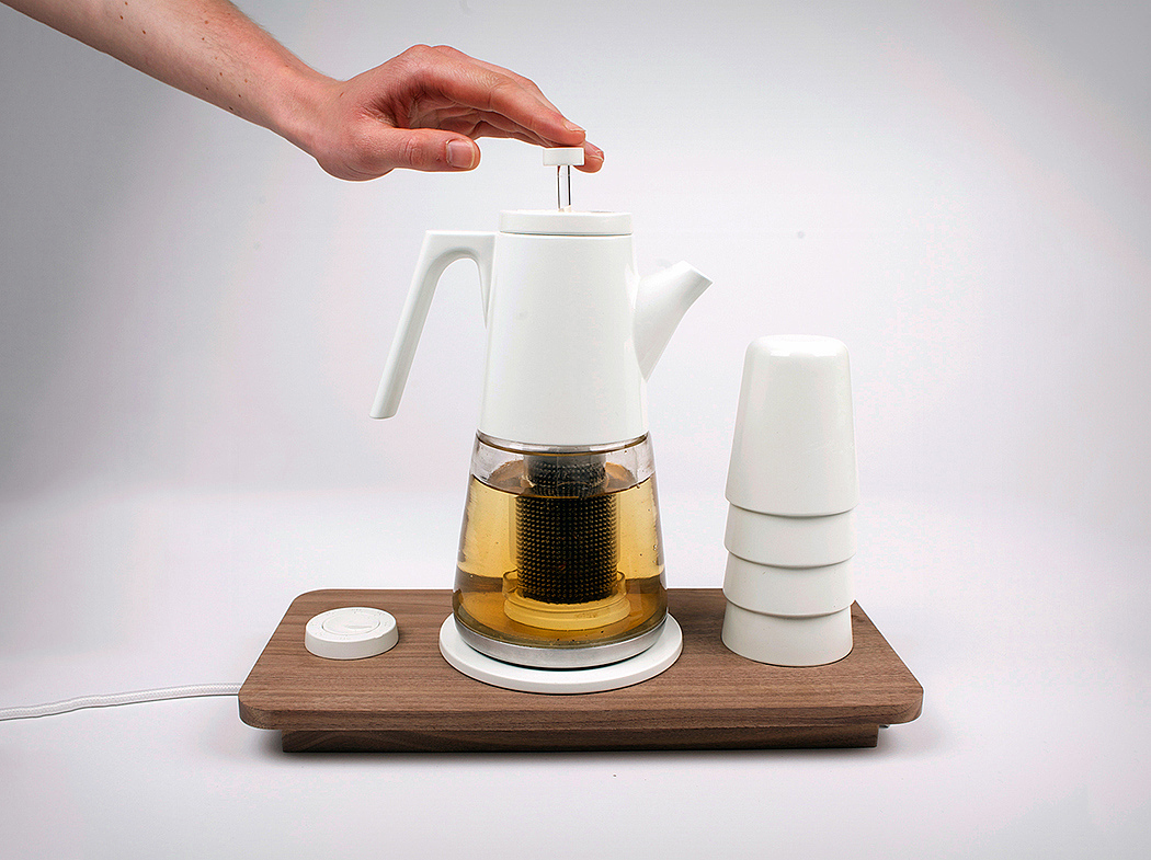Hand press type，multi-function，simple，convenient，product design，