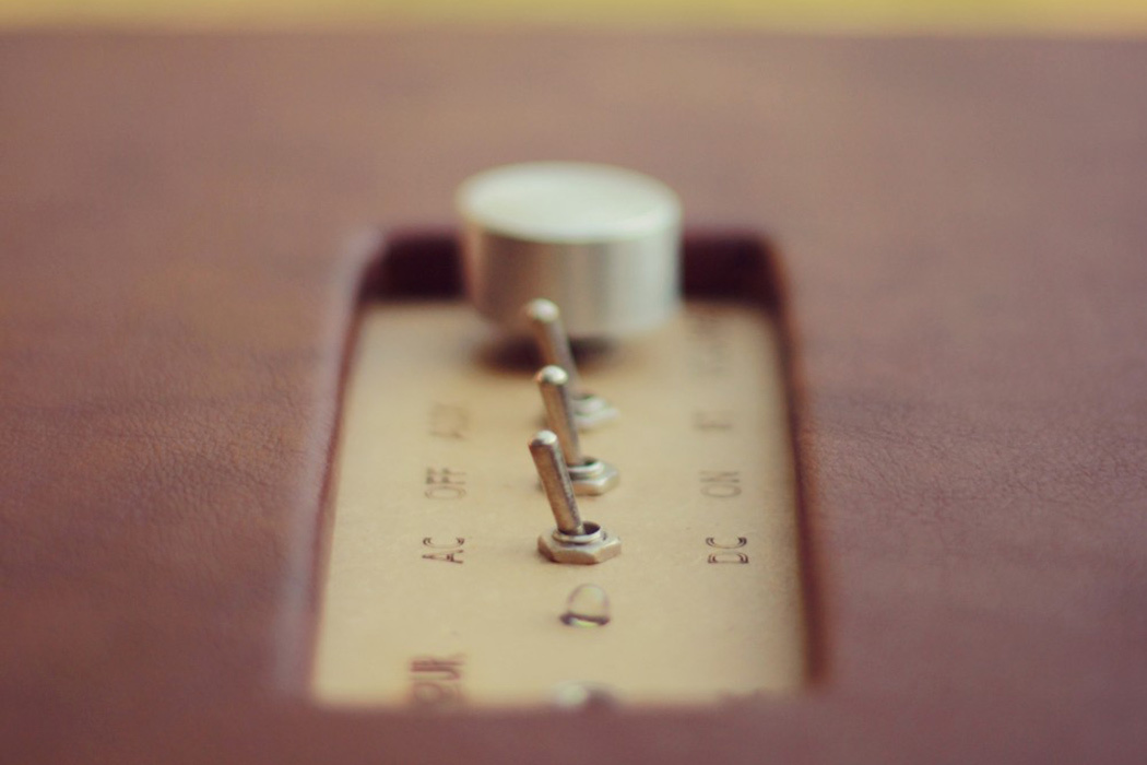 wood，Metal，fibre，Bluetooth，Omnidirectional drive，