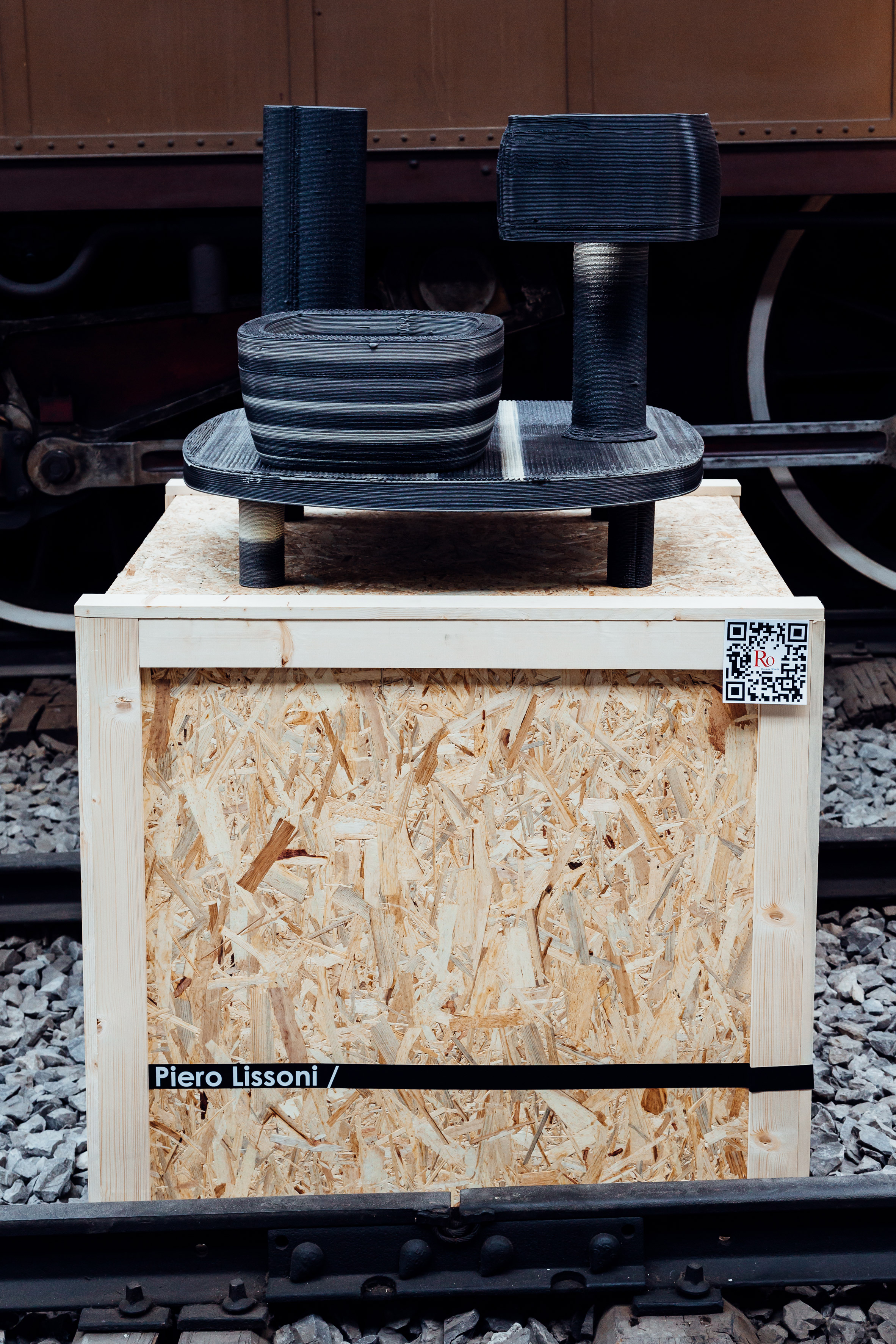 Tile，Table，chair，Plastic，Recyclable，Ro Plastic，