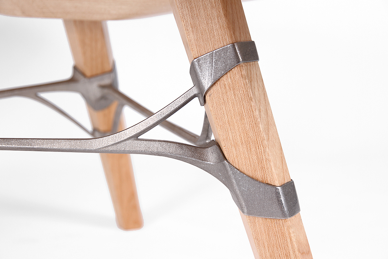 Table，a chandelier，Metal，Marble，wood，