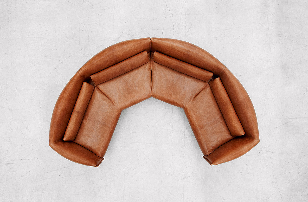 sofa，furniture，Leather sofa，Curved sofa，Otto，