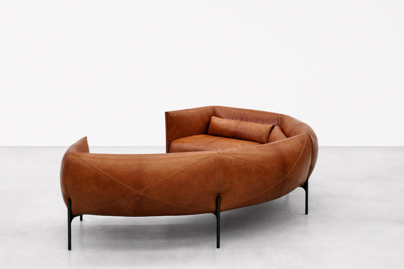 sofa，furniture，Leather sofa，Curved sofa，Otto，