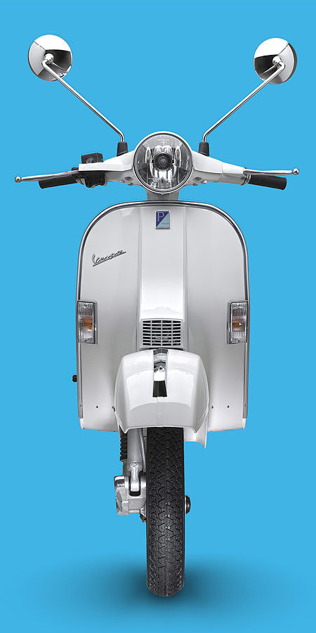 Electric vehicle，motorcycle，vespa，lovely，Modern，fashion，