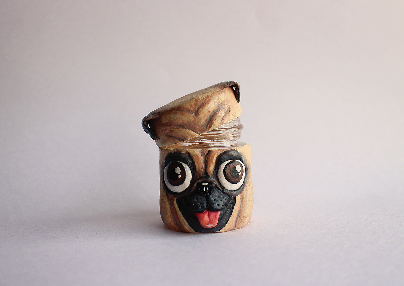 HEAD OVER BOTTLES，handicraft，jar，