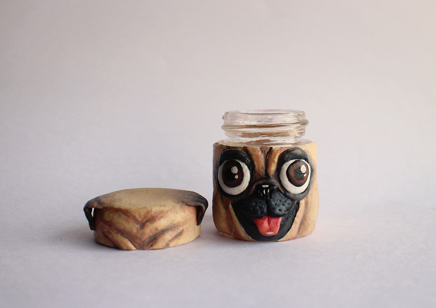 HEAD OVER BOTTLES，handicraft，jar，