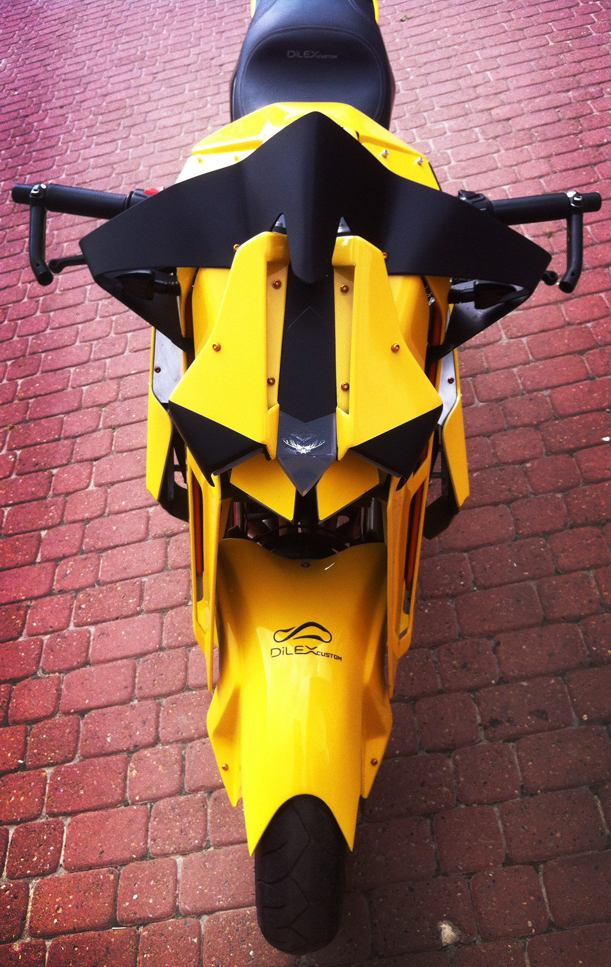 Geometric sense，Mechanics，traffic，fashion，lithe，