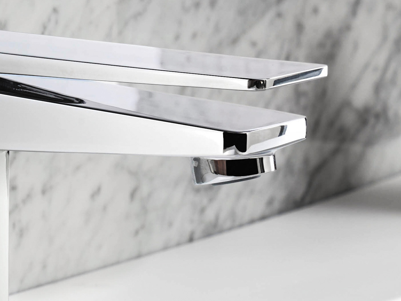 Vitra blaka faucet，Simple，High grade design，water tap，