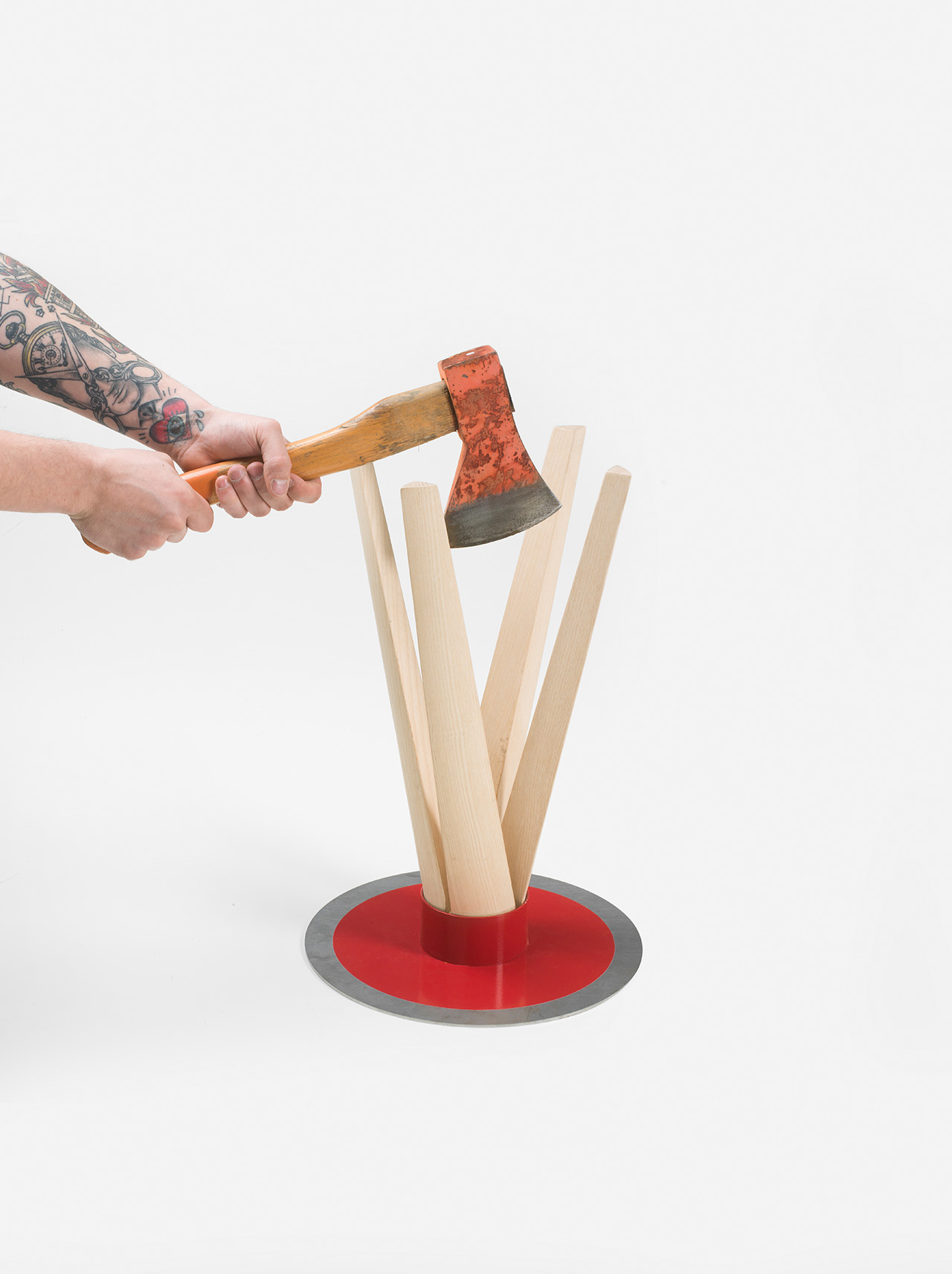 aSH ，Metallic materials，stool，