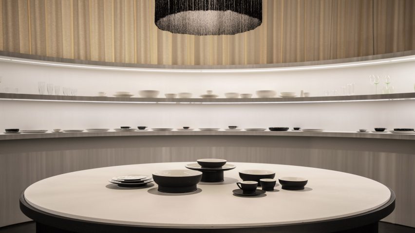 lamp，tableware，Porcelain，lighting，Housewear & Furnishings，