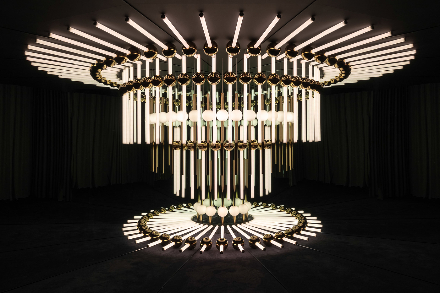 reflex，Interior design，lamp，mirror，