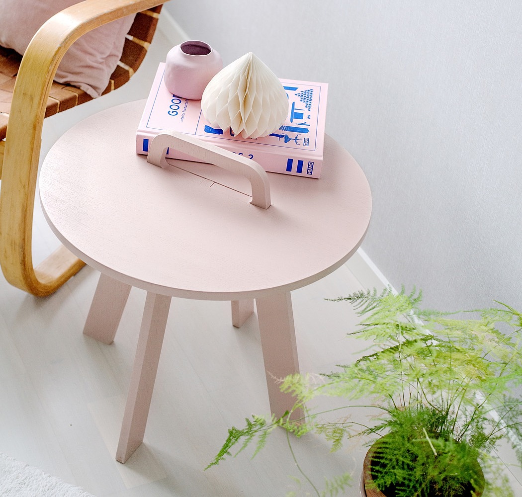 Simo Lahtinen，portable，furniture，Table，