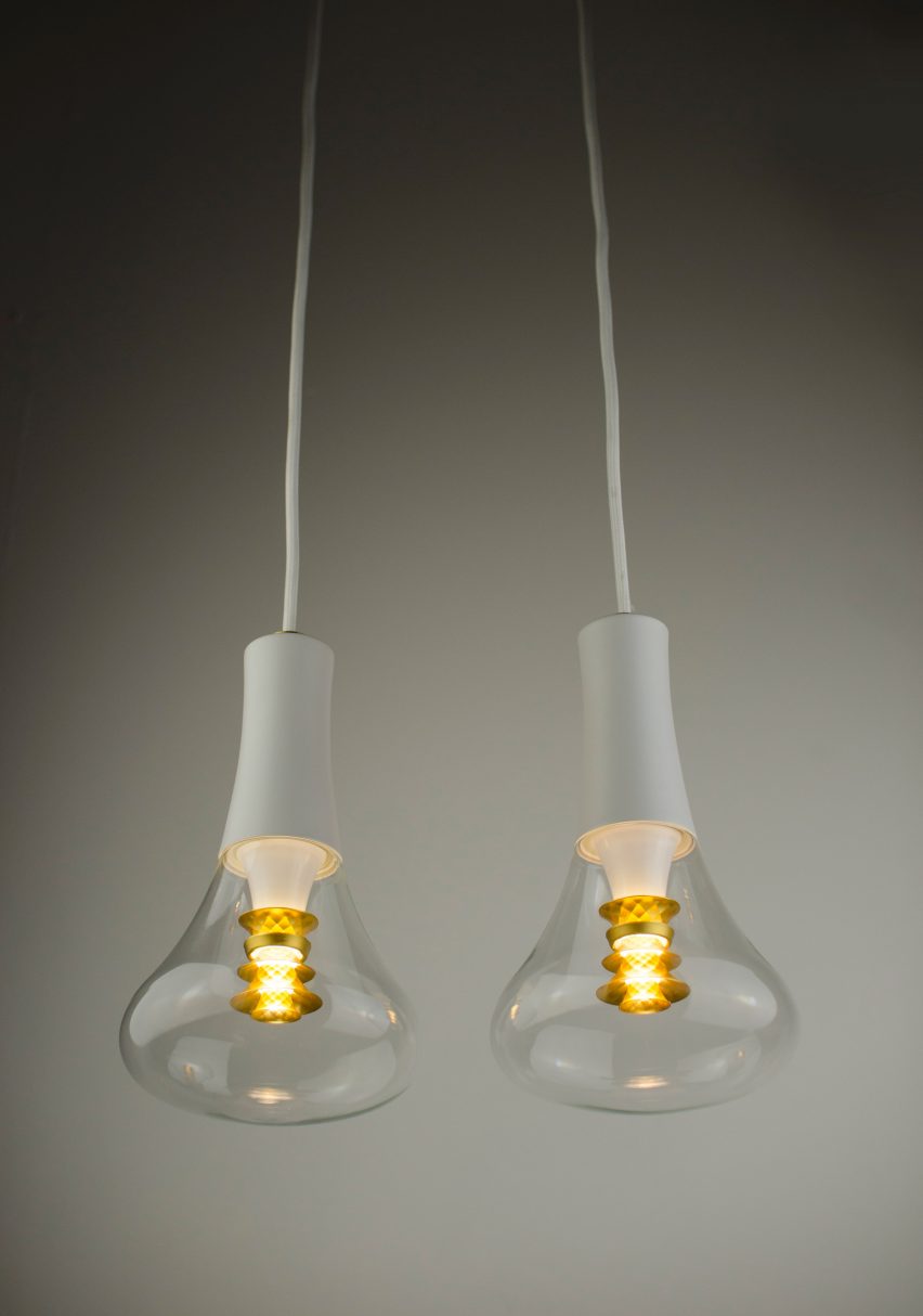 lighting，lamps and lanterns，Light bulb:，