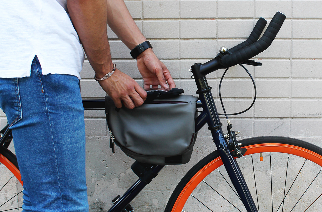 track，knapsack，parts，industrial design，product design，