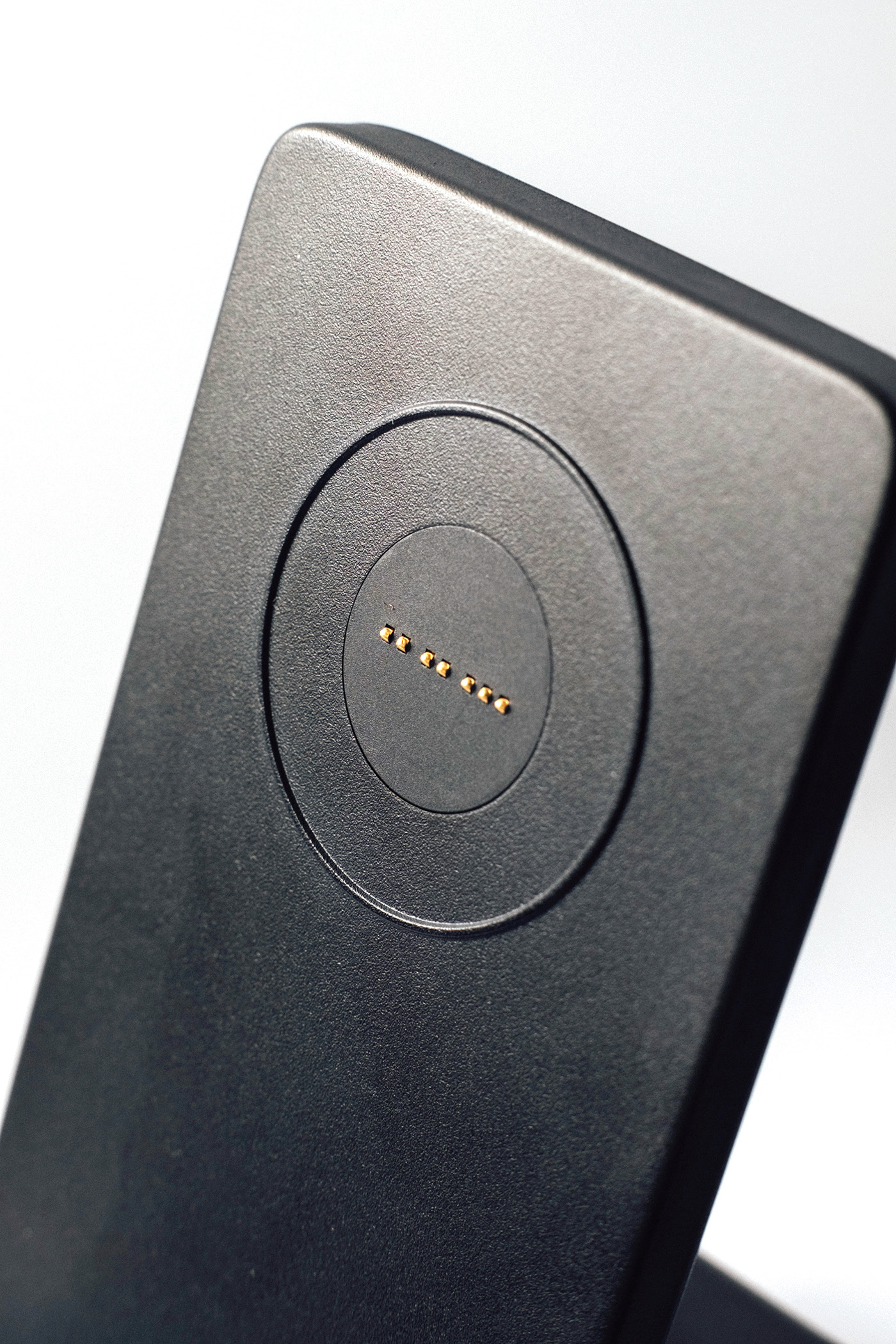 Magconn ecosystem easily tracks trucks，Smart speaker，Car frame，Mobile phone shell，Modular accessories for truck industry，XPNDBLS，