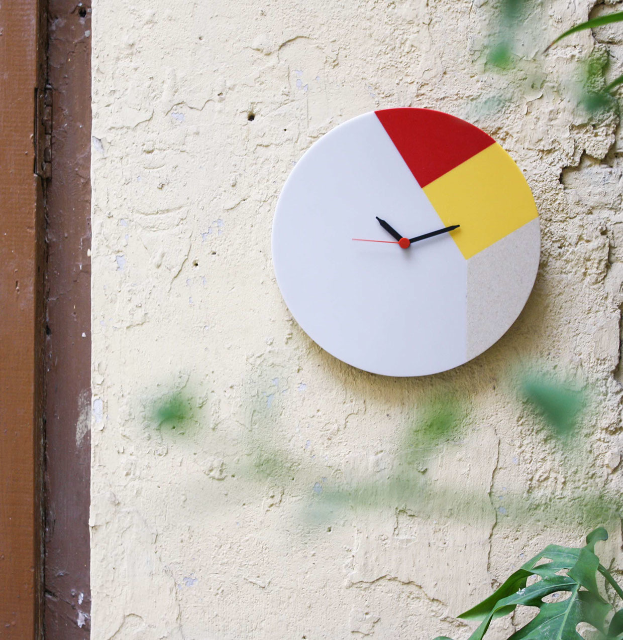 J home，articles for daily use，Clock，Simplicity，originality，