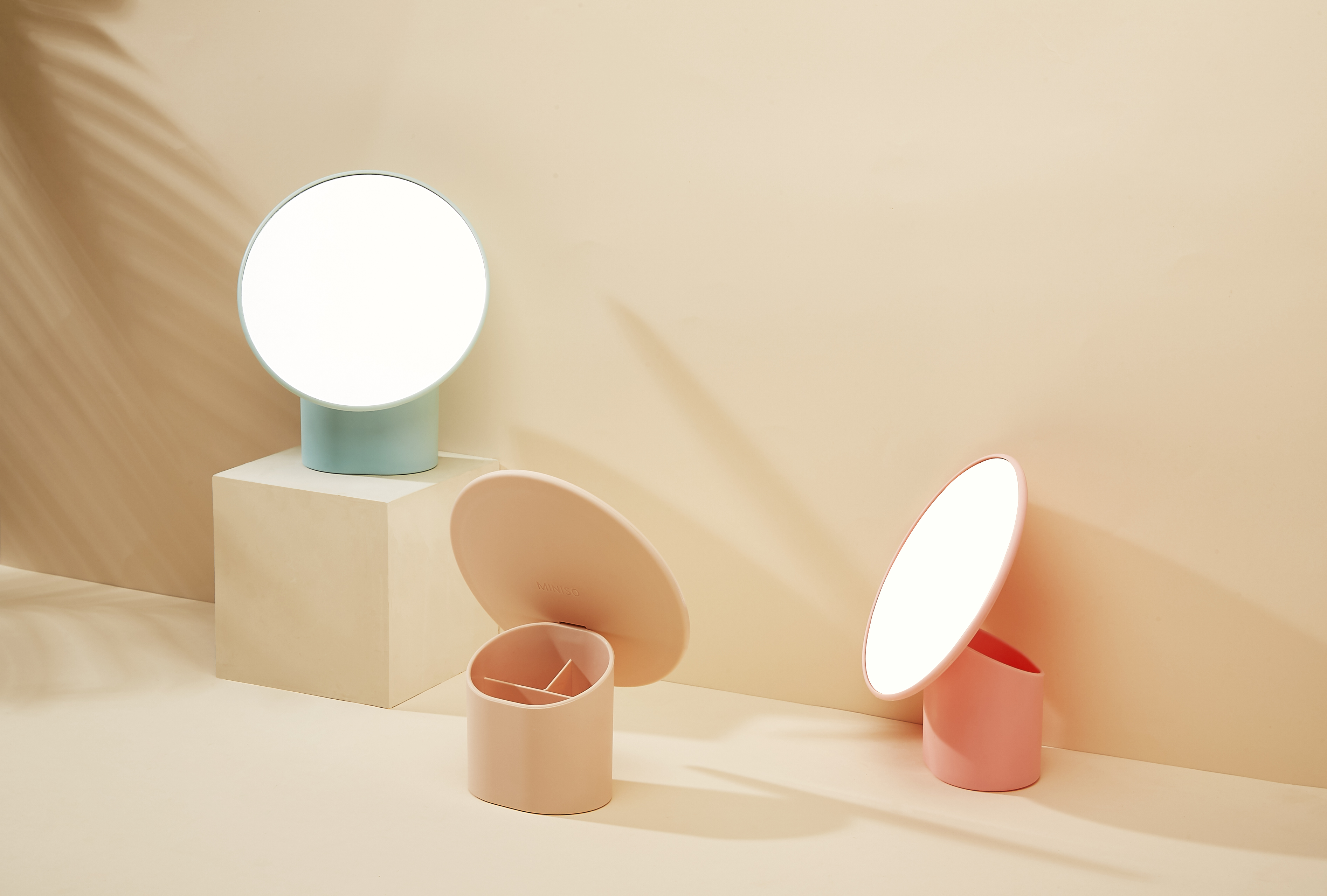 mirror，Beauty makeup，Receive，life，original，