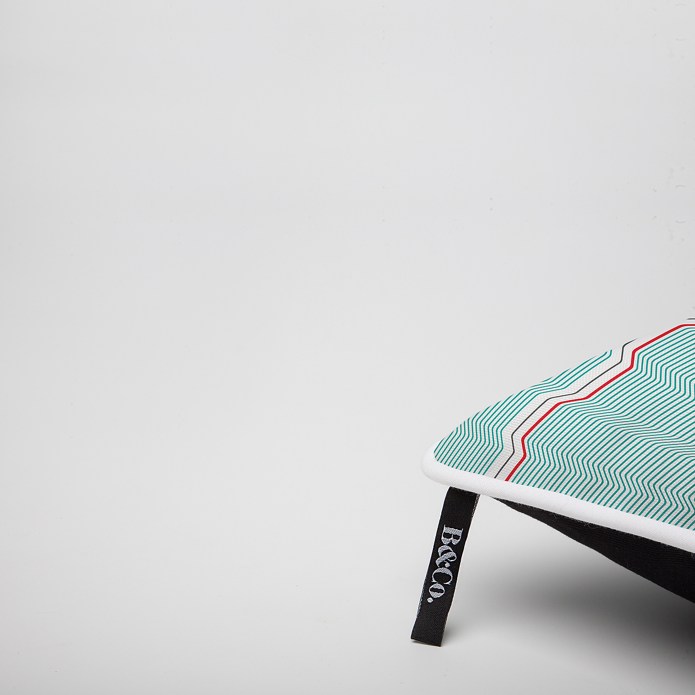 Pillow，B＆CO，textile，Textile accessories，