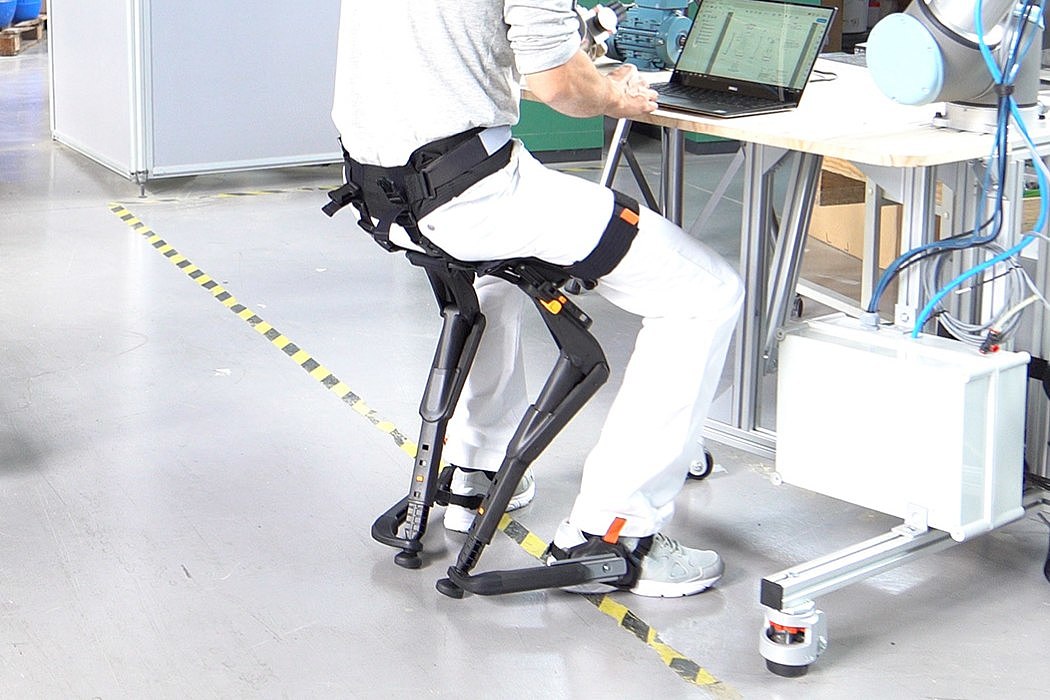 tool，invention，chair，