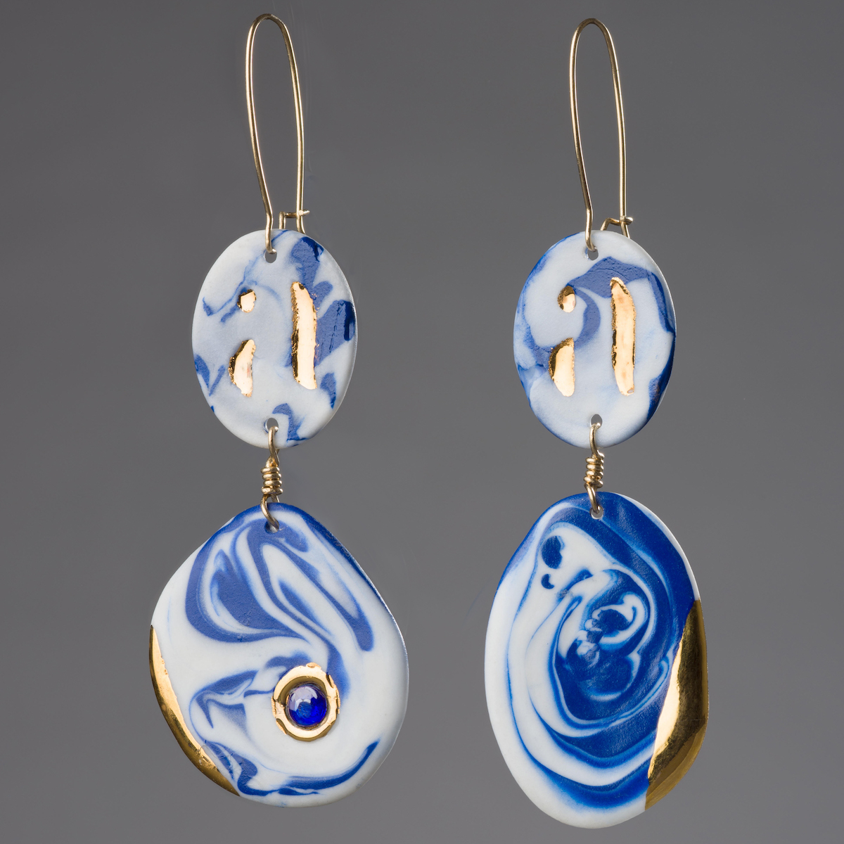 furniture，Table chair，ornaments，lamp，painting，Wrist watch，